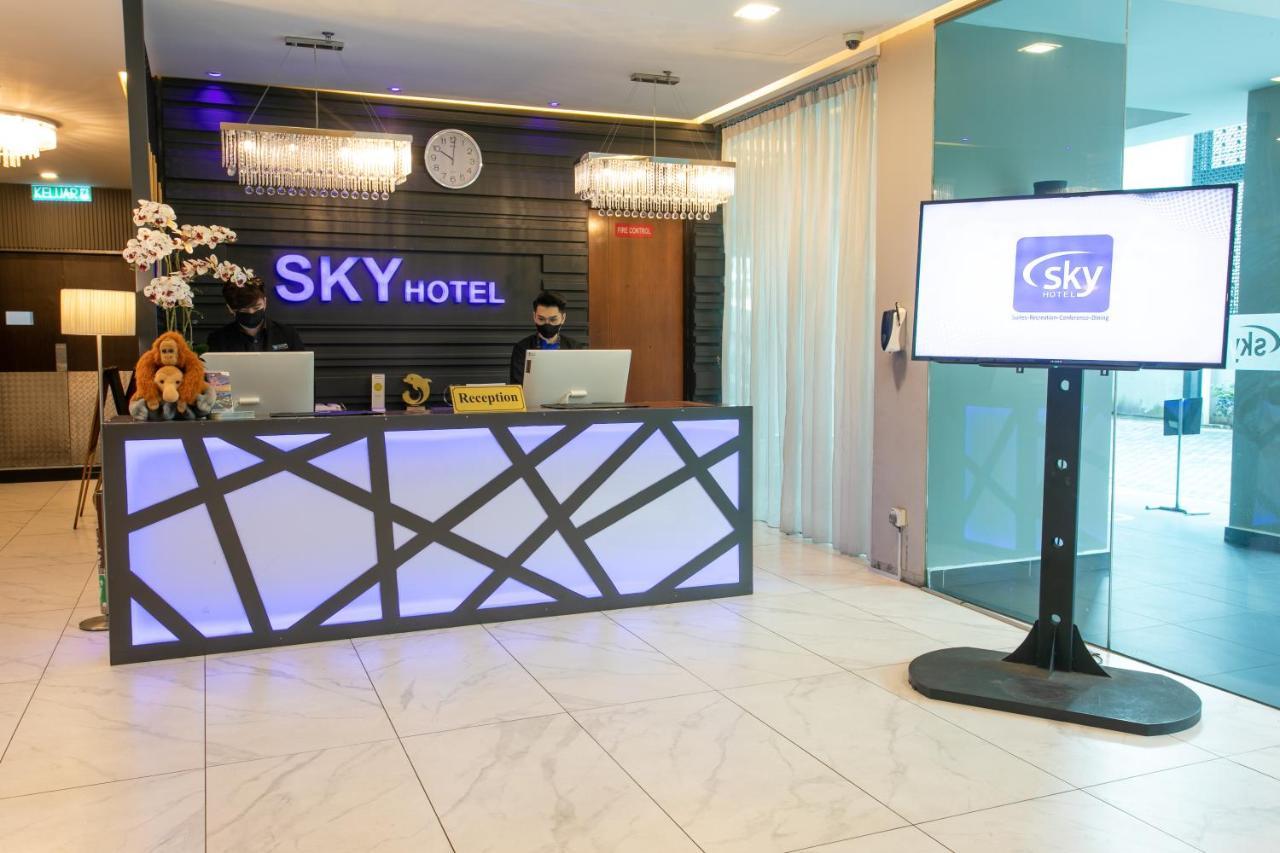 Sky Hotel Кота-Кінабалу Екстер'єр фото